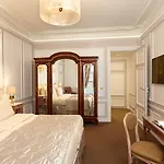 Regina Louvre 5*