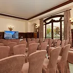 Hotel Regina Louvre
