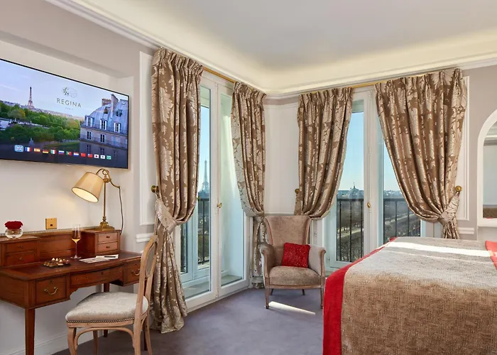 Regina Louvre מלון 5*
