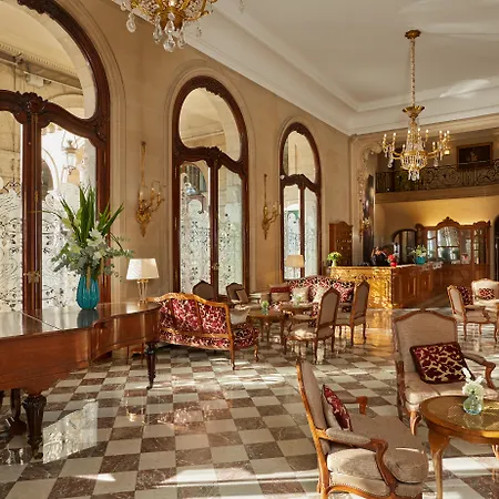 Regina Louvre 5*