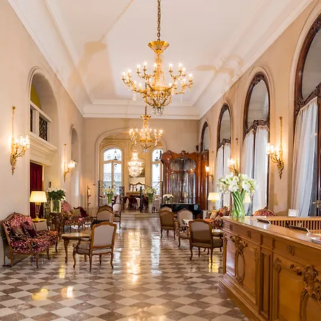 Regina Louvre Hotel Paris