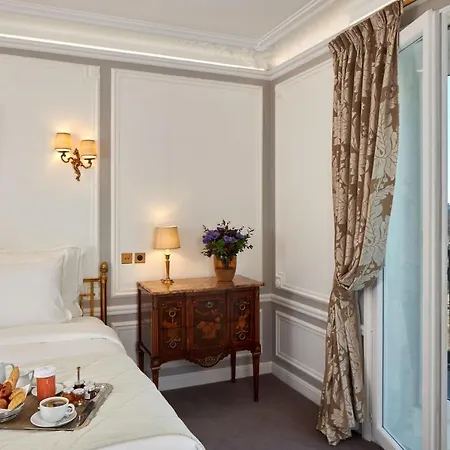 Hotel Regina Louvre 5*