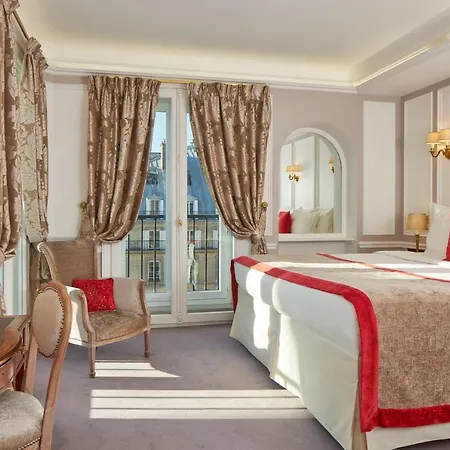 Hotel Regina Louvre Paris