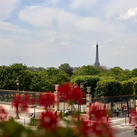 Hotel Regina Louvre Paris