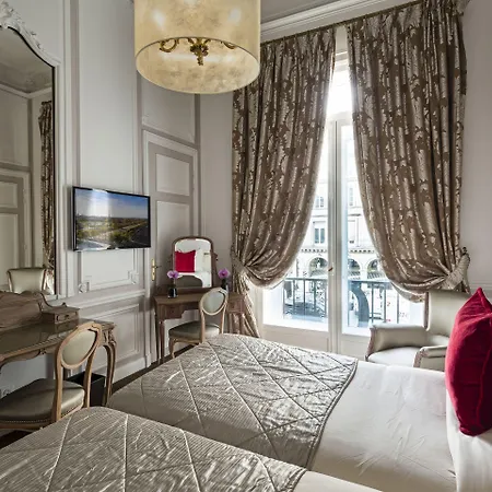 Szálloda Regina Louvre 5*