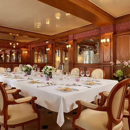 Regina Louvre 5* פריז