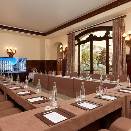 Regina Louvre 5* Parigi