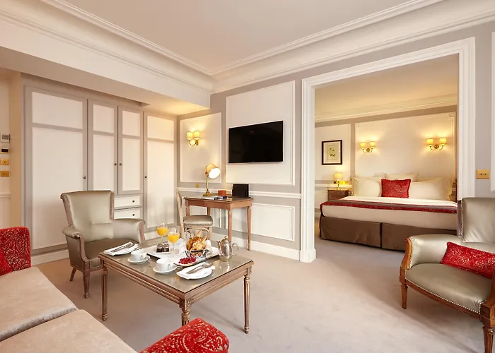 Отель Regina Louvre 5*