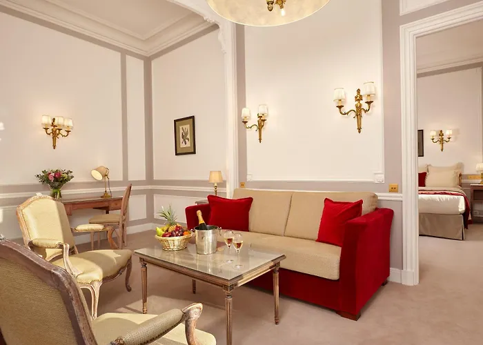 Regina Louvre Париж