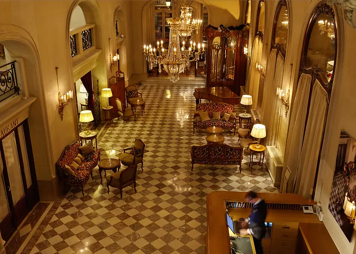 Regina Louvre Отель Париж