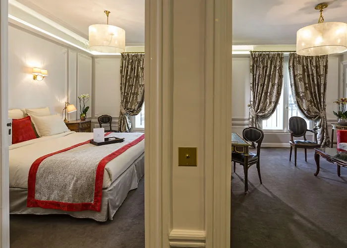 Regina Louvre Париж