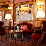 Otel Regina Louvre Paris