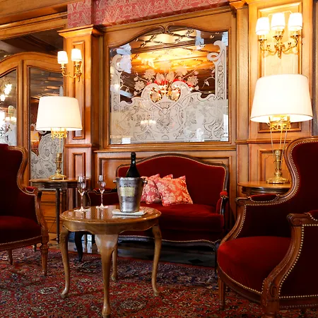 Hotel Regina Louvre Paris