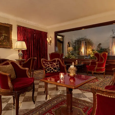 Regina Louvre Hotel