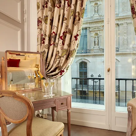 Regina Louvre Отель 5*