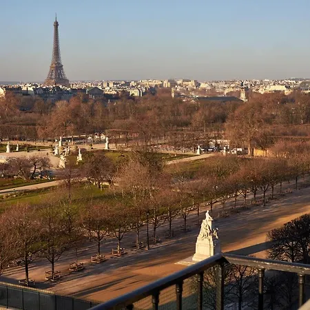 Отель Regina Louvre 5*