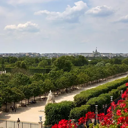 Отель Regina Louvre