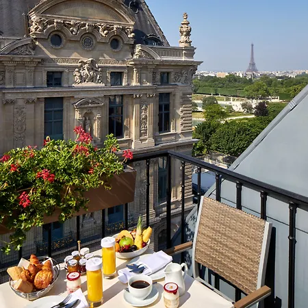 Otel Regina Louvre Paris