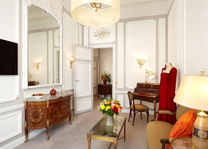 Hotel Regina Louvre